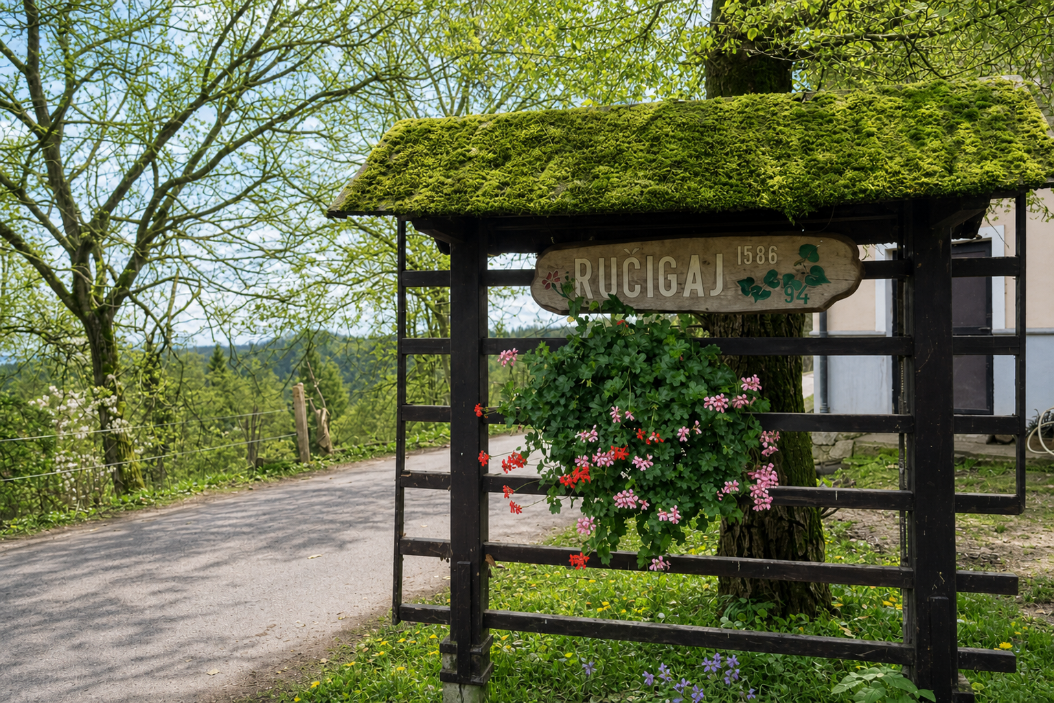 Napis Ručigaj na Dobenem